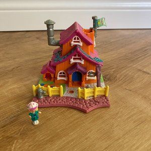 Polly Pocket - Vintage 90s Dog House Animal Wonderland Set